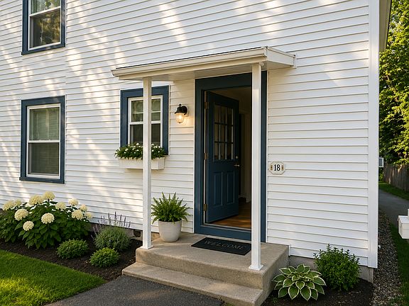 2nd image of 18 Boyd Rd #2