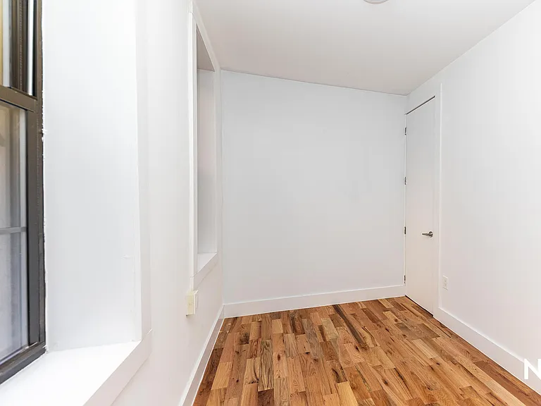 383 S 3rd St #1C — Photo 12