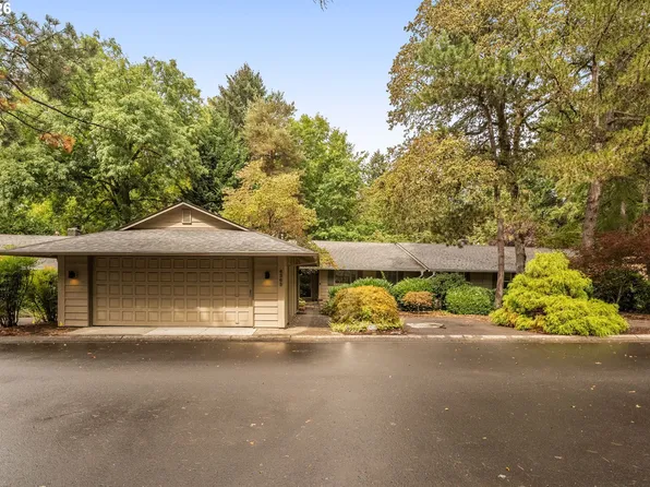 4363 Woodside Cir, Lake Oswego, OR 97035