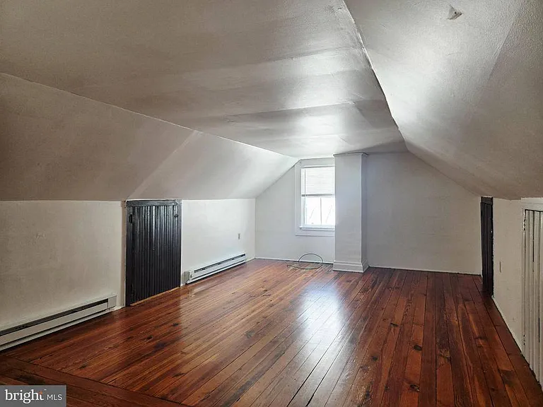 448 N Loudoun St #C — Photo 11