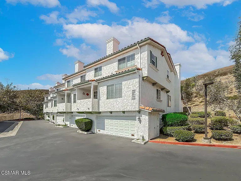 391 Westlake Vista Ln — Photo 41