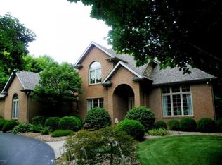 2833 W Linco Rd, Stevensville, MI 49127