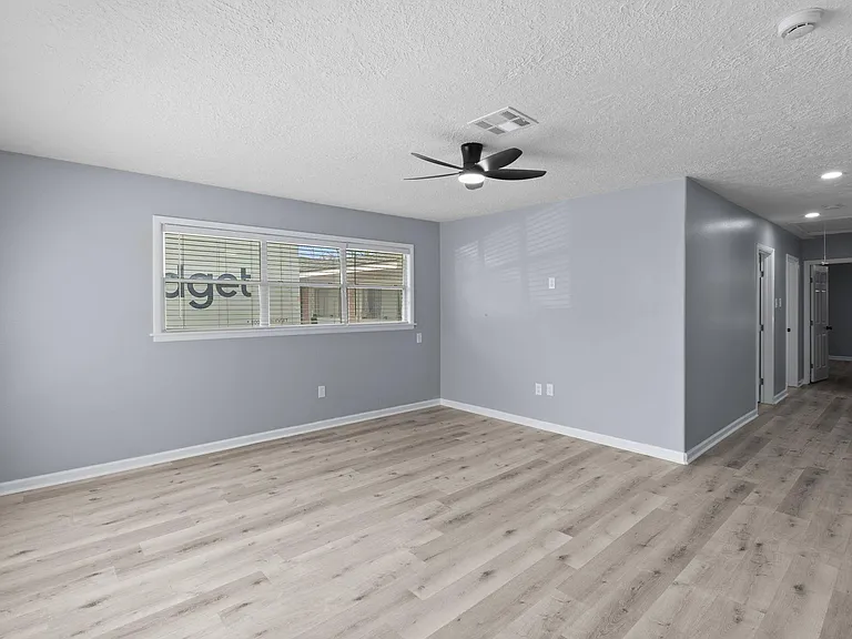 2131 Counter Point Dr — Photo 3