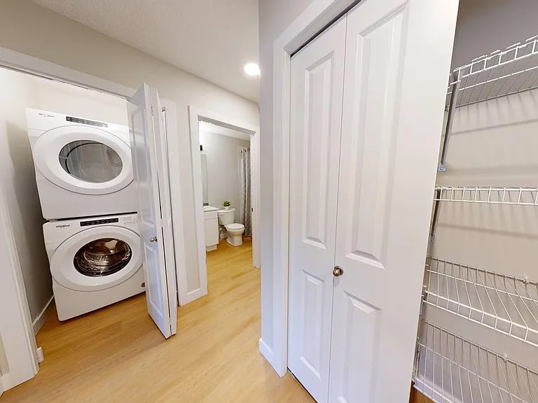 2035 Chalmers Way SW — Photo 12