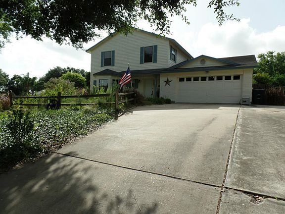 3rd image of 3908 Castle Valley Dr