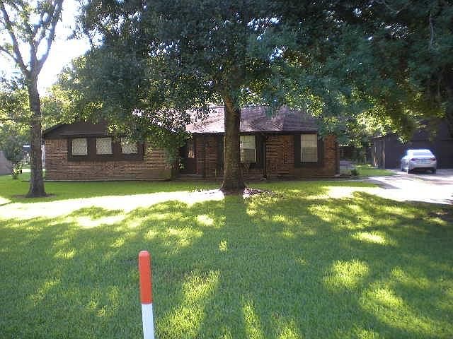 1st image of 22045 Britt Oaks Dr