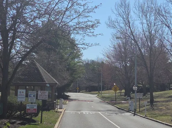 1617 Sweetbay Dr, Toms River, NJ 08755