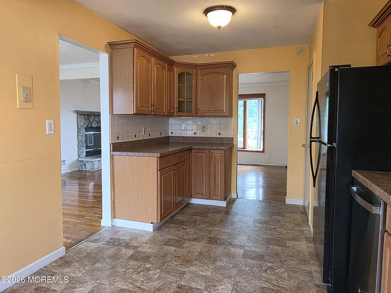 42 Richards Dr — Photo 10