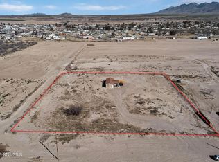 102 Coors Rd, Vado, NM 88072