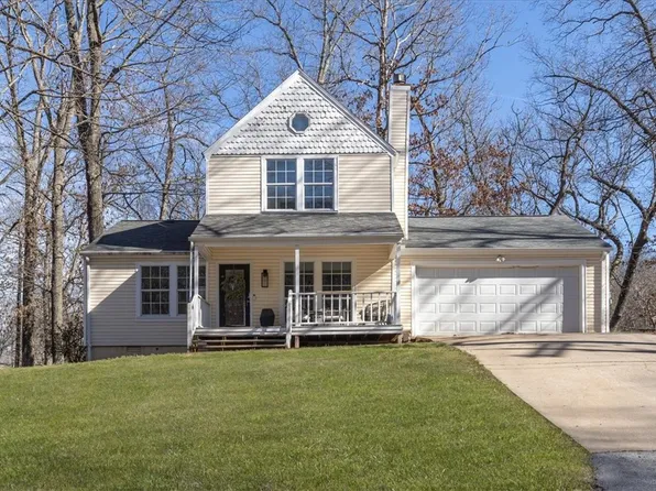 12924 Douglas Ln, Rogers, AR 72756