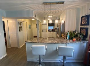 6080 NW 44th St APT 201, Lauderhill, FL 33319