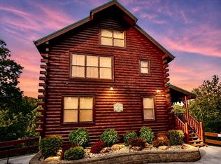 2869 White Oak Ridge Ln, Sevierville, TN 37862
