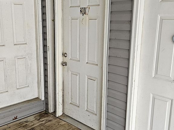 4th image of 38843 N Cedar Crest Dr APT 201
