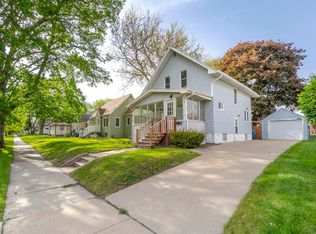 1717 Forest Ave, Waterloo, IA 50702