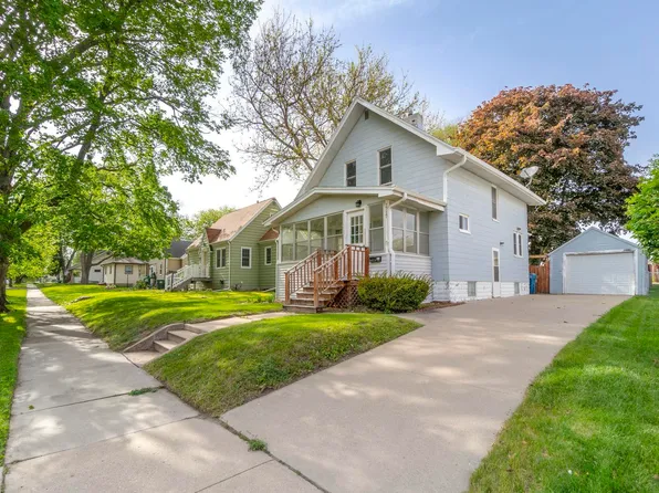 1717 Forest Ave, Waterloo, IA 50702
