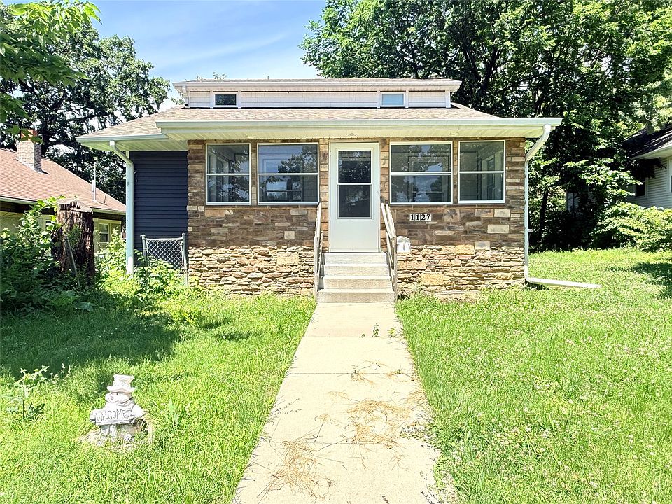 1st image of 1127 Oak Park Ave