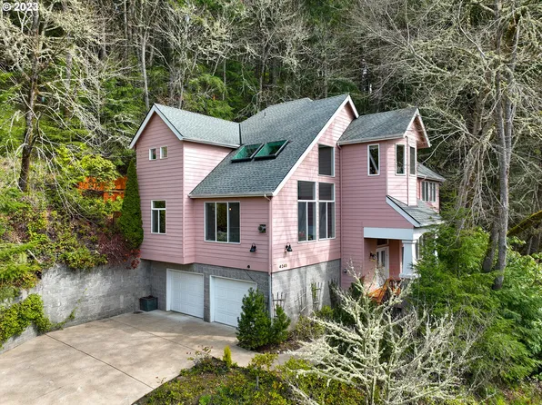 4245 Bent Tree Ln, Eugene, OR 97405