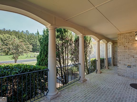 3rd image of 203 Brunswick Dr