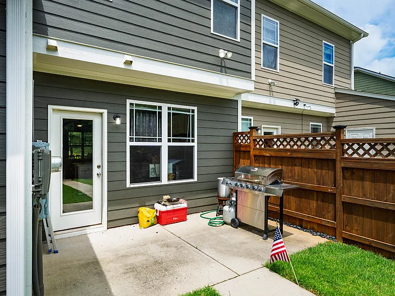 76 Millbrook Dr — Photo 26