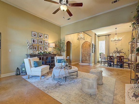 5th image of 7409 Palisades Dr