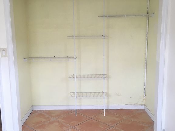 4th image of 524 S Atlantic Ave APT 1