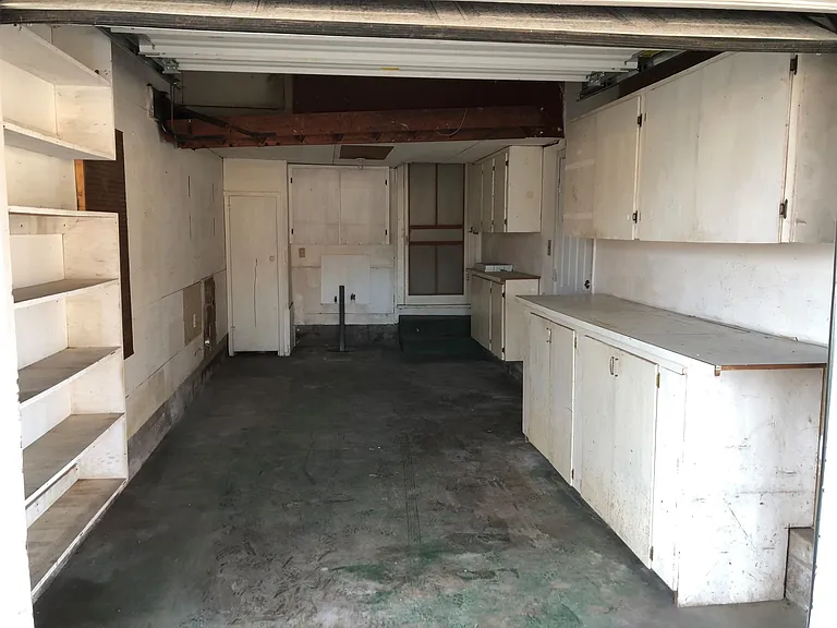 6728 E King St — Photo 9