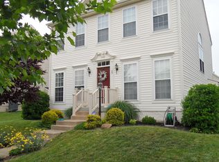 27 Stocks St, Lovettsville, VA 20180