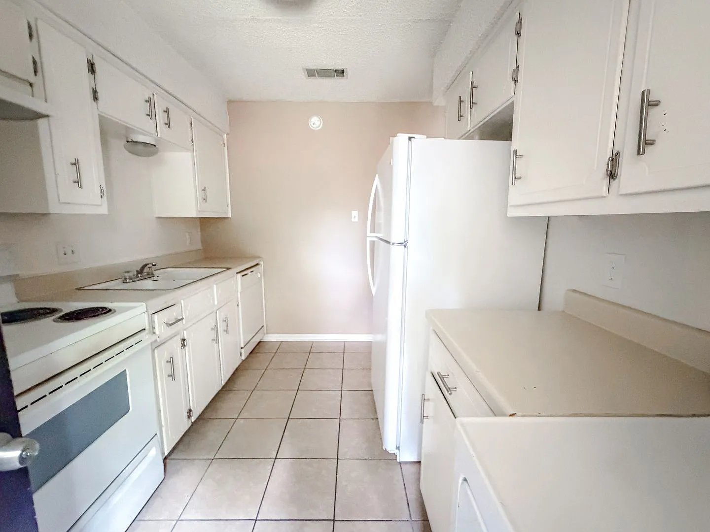 3804 Charolais Dr — Photo 2