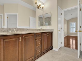 8428 Newton Ln, Charlotte, NC 28277