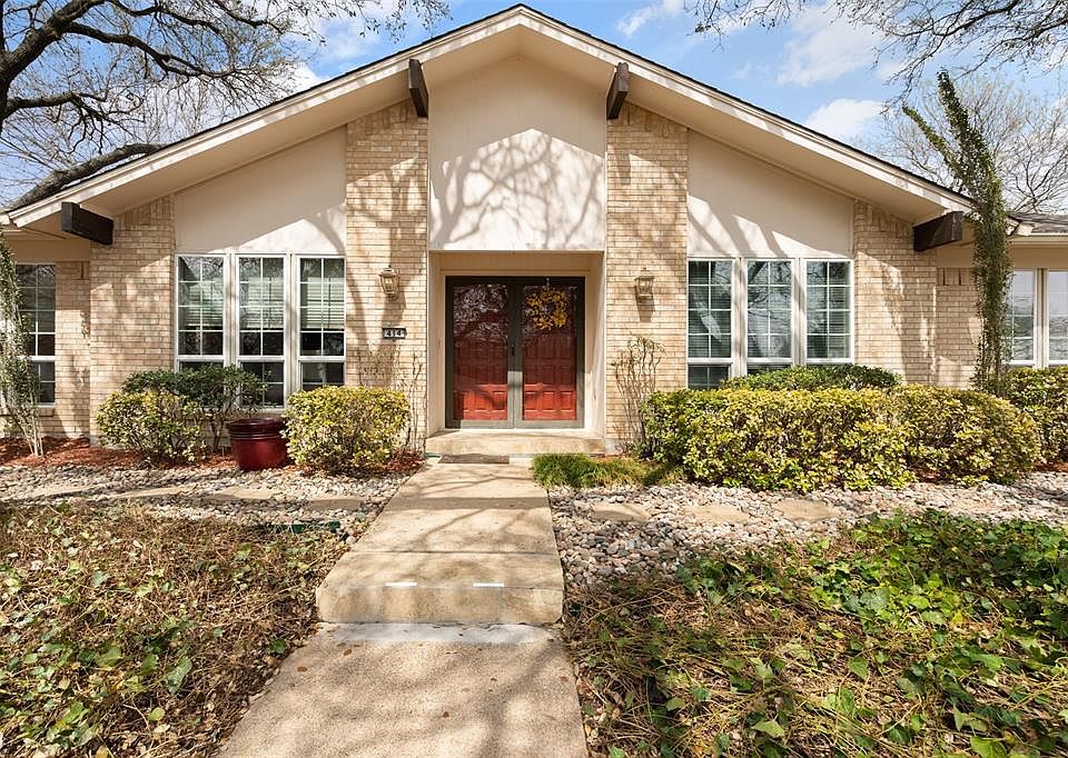 1st image of 414 Valley Cove Dr