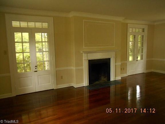 4th image of 556 Glovenia St