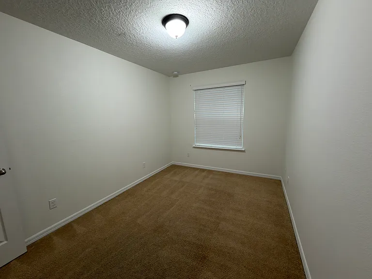 1036 Laurel Ridge Ln — Photo 21