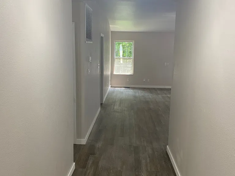 4866 Richmond Dr — Photo 12