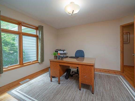 4th image of 508 Lena Dr