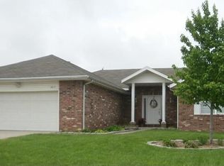 3871 S Cottage Ave, Springfield, MO 65807