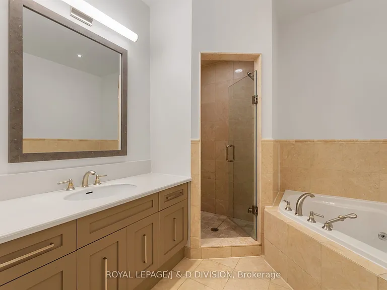 6 Huntley St — Photo 21