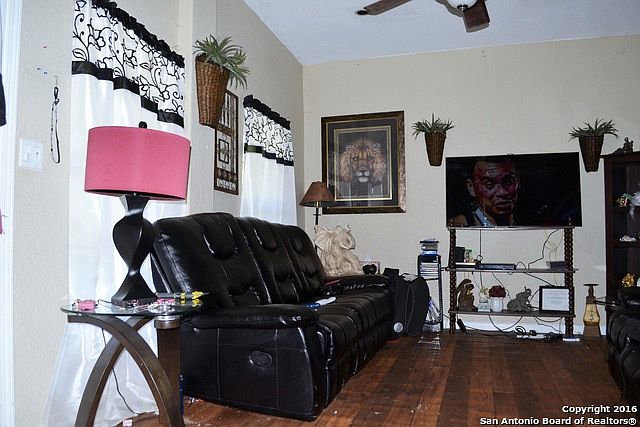 2nd image of 326 Princeton Ave
