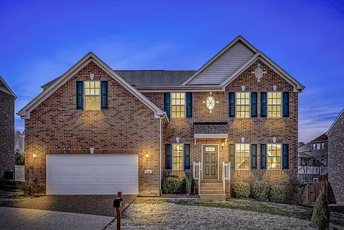 290 Cobblestone Lndg Photo 1
