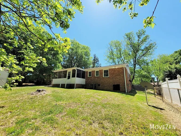 2311 Larkspur Dr — Photo 17
