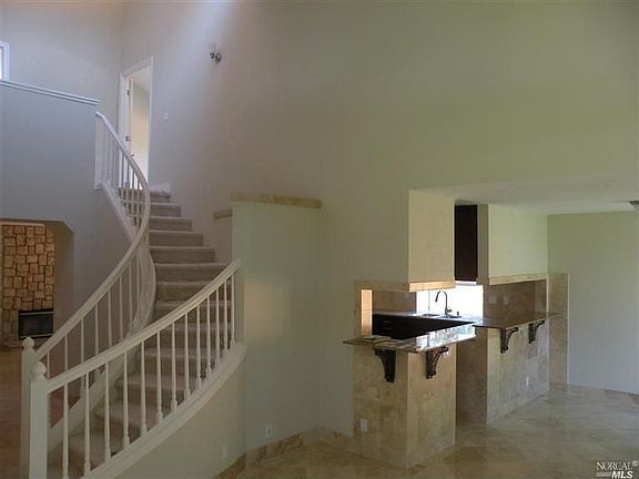 3rd image of 9455 Valle Vista Ct