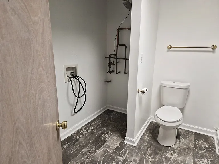 1451 Compton Dr SW — Photo 5