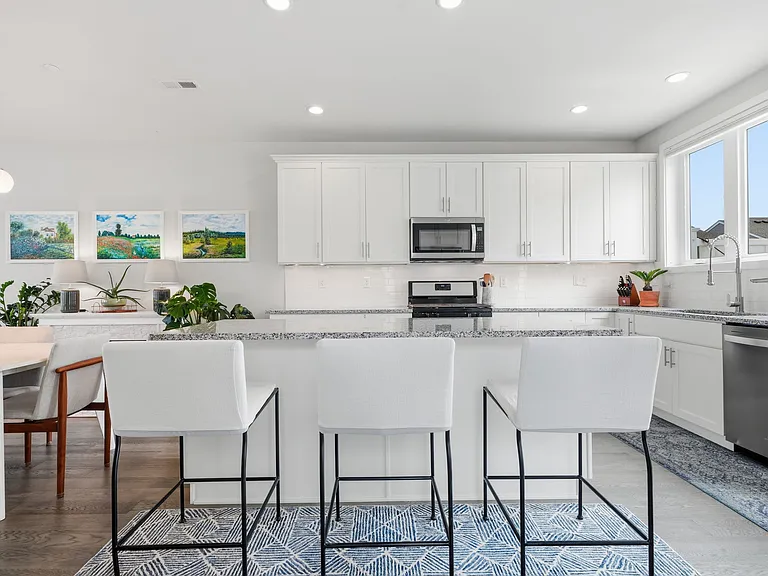 613 Turner Ln — Photo 18