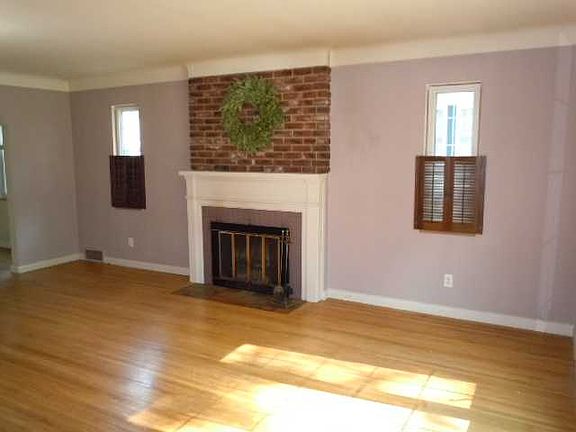 3rd image of 3532 Rushland Ave