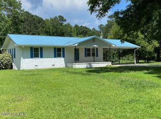 820 Calabash Rd NW, Calabash, NC 28467
