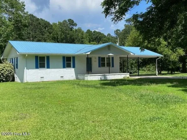820 Calabash Road NW, Calabash, NC 28467