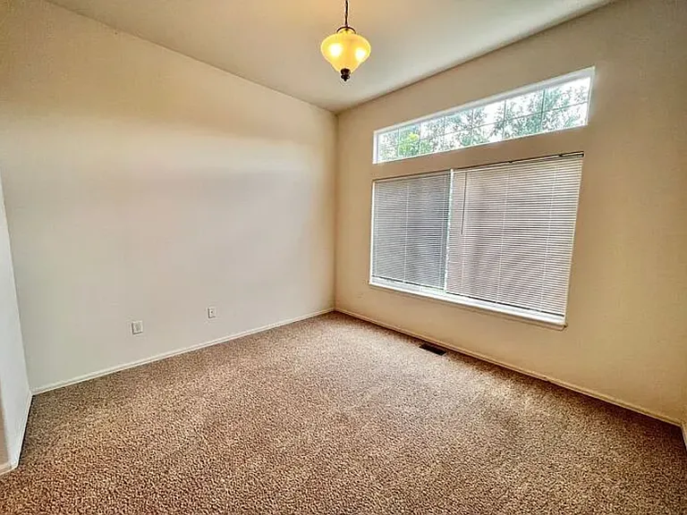 The office has a high-speed hard-wired internet connection to support the demands of IT professionals, or can be used as an additional bedroom or sitting room.