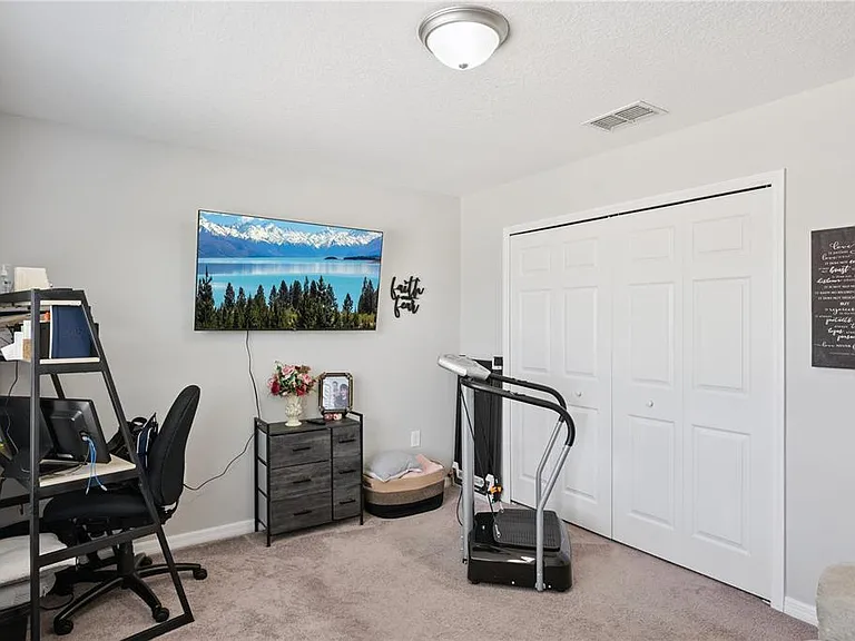 2438 Seven Oaks Dr — Photo 23