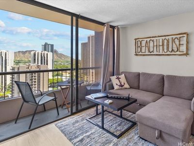 320 Liliuokalani Ave APT 2101, Honolulu, HI, 96815