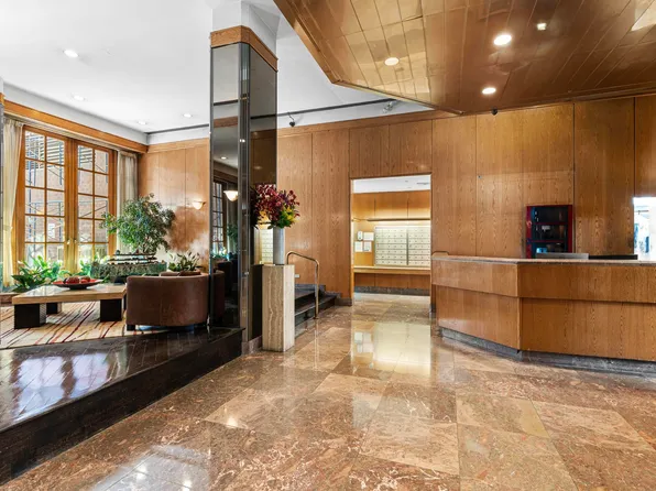 330 East 75th Street image 9 of 10