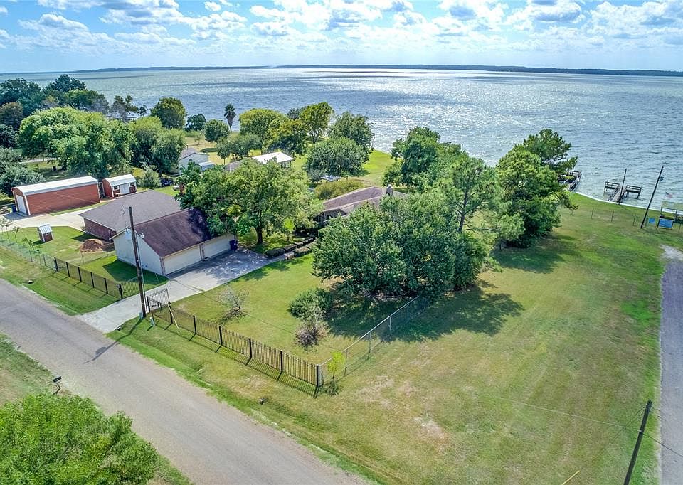 1st image of 108 Nugent Dr